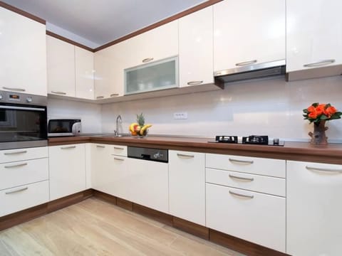 Natasha Apartment in Makarska