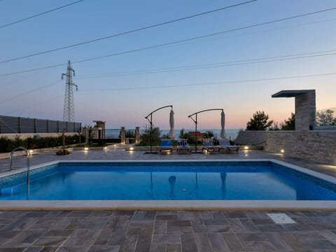 Villa Unendliche Freude Vacation rental in Makarska