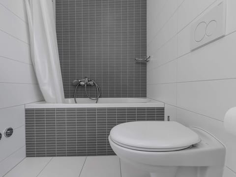 Wohnung Tucepi Seafront A2 Apartment in Tučepi