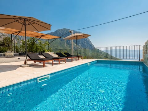"Villa Mara" mit Terrasse Vacation rental in Dubrovnik-Neretva County