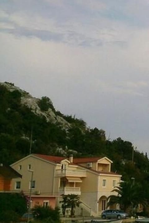 Ferienwohnung. für 3 Personen Apartment in Dubrovnik-Neretva County