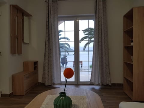 Appartement an der Küste für 2 Personen Apartment in Dubrovnik-Neretva County