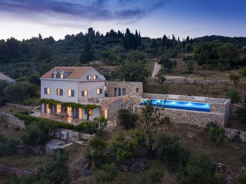 Villa Ella mit Infinity-Pool Vacation rental in Dubrovnik-Neretva County