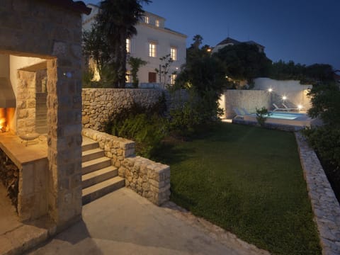 Villa Orti, Boutique-Gartenvilla in der Nähe der Altstadt von Dubrovnik Vacation rental in Dubrovnik