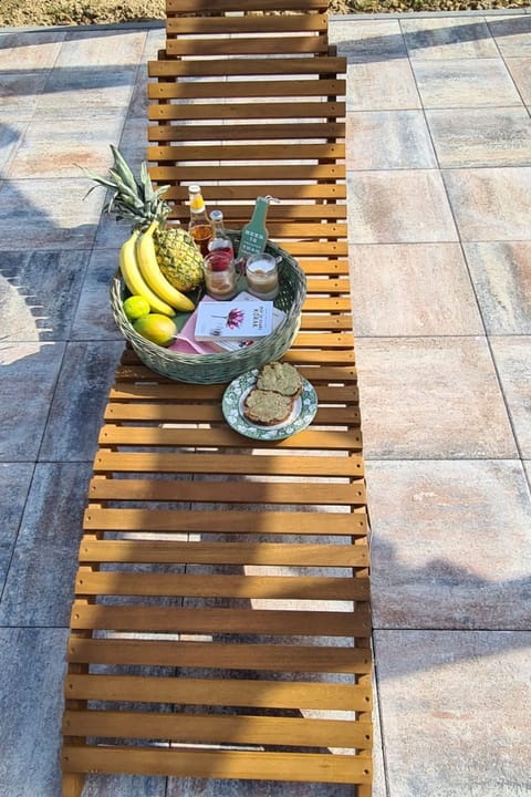 Hütte mit Garten, Grill und Terrasse Vacation rental in Brod-Posavina County, Croatia