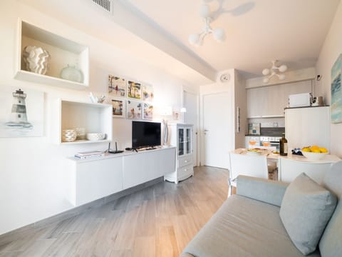 Perla Abernathy - Haus mit Pool und Garten Apartment in Liguria