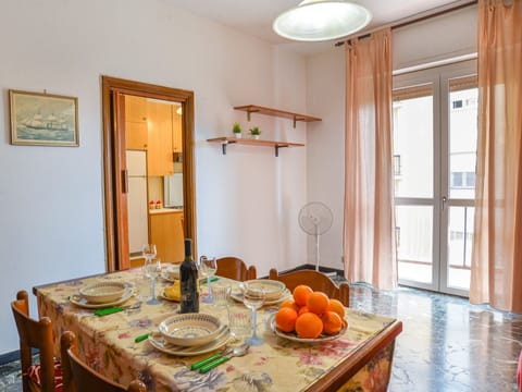Casa Rita von Holiday World Apartment in Albisola Superiore