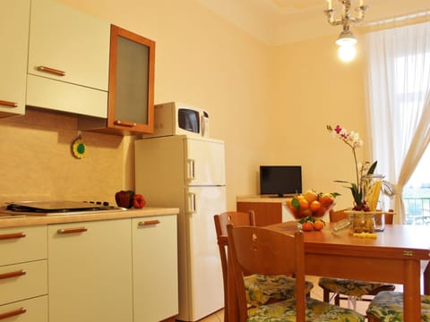 ILA2303 HOUSE CARLA Apartment in Albisola Superiore