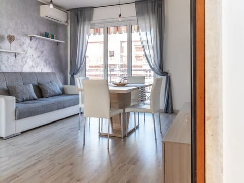 Wohnung 'Il Girasole' Seeblick Apartment in Lombardy