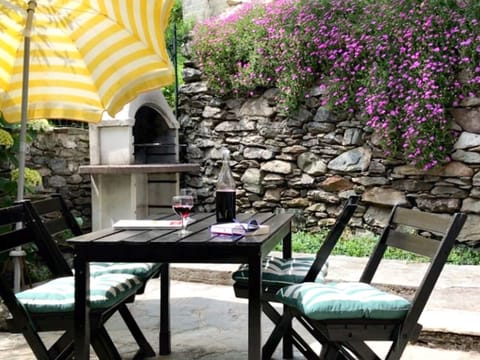 Barolo Apartment in Colico