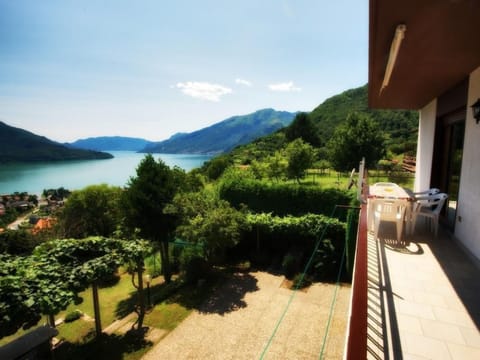 Casa Luna' Wohnung mit Wasserblick Apartment in Domaso