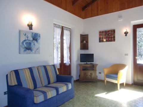 Wohnung im ersten Stock mit schönem Seeblick Apartment in Ledro