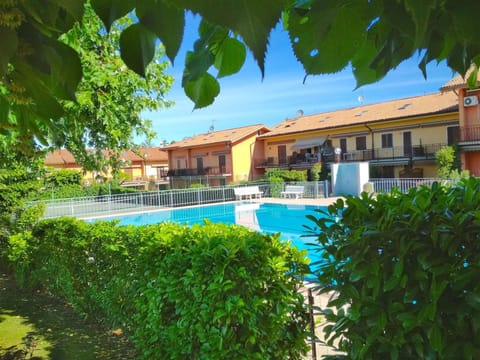 Casa Ruby - Geräumige Wohnung mit Pool Apartment in Lake Garda