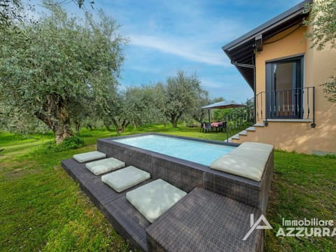 Villa i Roccoli, zwischen Olivenbäumen mit priva Vacation rental in Bardolino