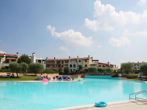 'Garda Resort Village Apartment in Peschiera del Garda