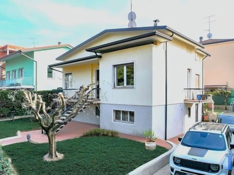 Desenzanoloft Villa Palm Garda Beach Vacation rental in Desenzano del Garda