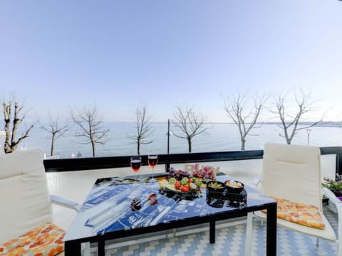 Desenzanoloft CHARMING ON THE LAKE Apartment in Desenzano del Garda