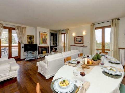 Desenzanoloft Gardastar Apartment in Desenzano del Garda