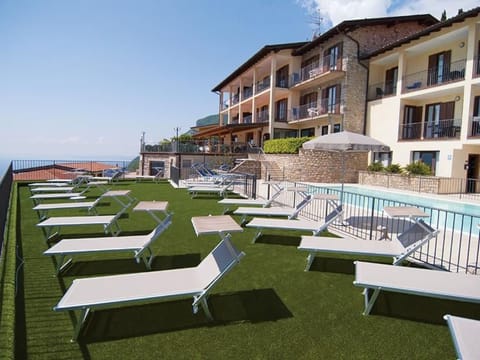 Dreizimmerwohnung mit Seeblick Apartment in Tignale