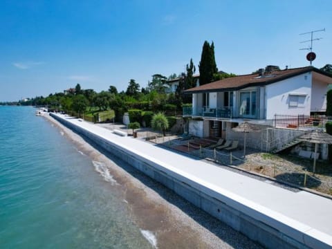 DesenzanoLoft Villa Meraviglia am See Vacation rental in Desenzano del Garda