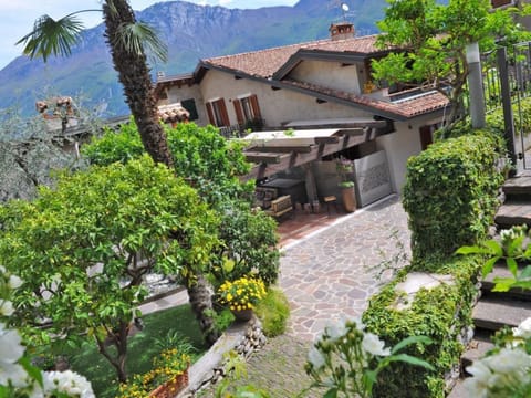 'Bella vacanza 8 Apartment in Limone Sul Garda