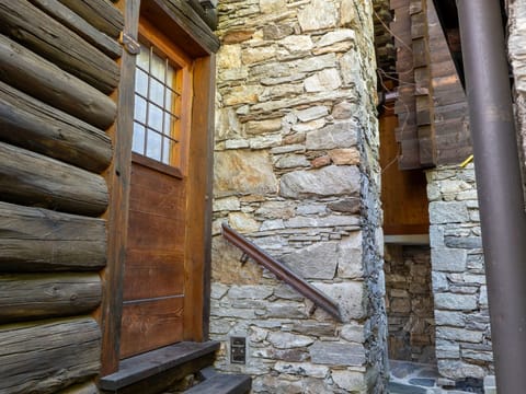 Chalet Borgo Walser Testa 2 Apartment in Macugnaga