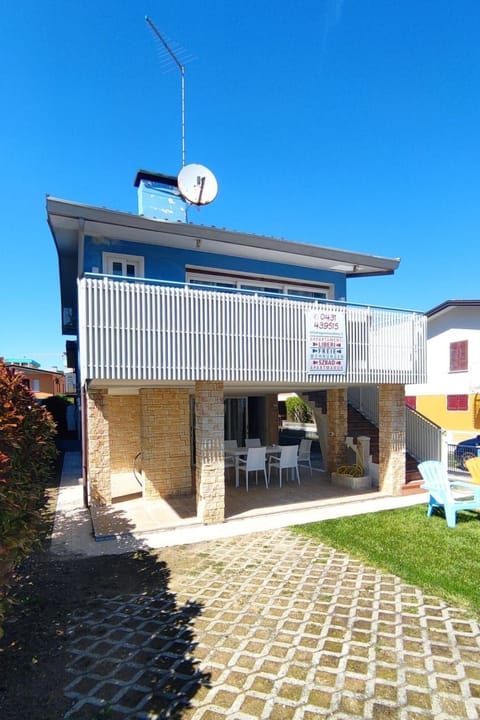 Wohnung "Villa Miami" mit Balkon im ersten Stock Apartment in Bibione