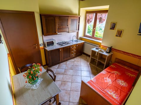 'Granatapfel' mit Schwimmbad Apartment in Marche