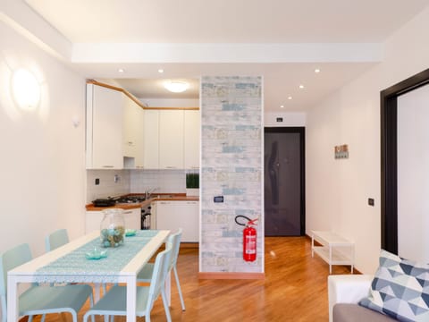 Dock of the Bay Genova, 2b 1b, 2 garage e balcone Apartment in Genoa