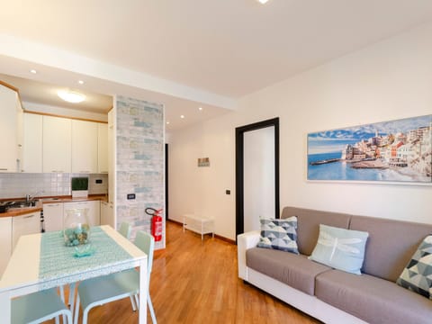 Dock of the Bay Genova, 2b 1b, 2 garage e balcone Apartment in Genoa