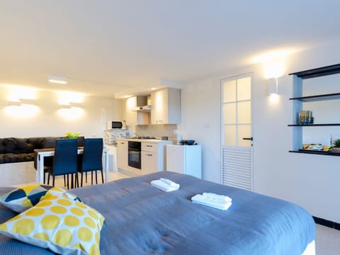 Einzimmerwohnung mit Terrasse und Blick auf den Berg Apartment in Rapallo