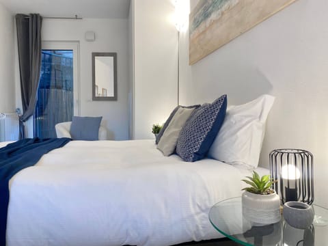 Casa Rosa Tre, 45 Quadratmeter Wohnung und Parkplatz Apartment in Rapallo