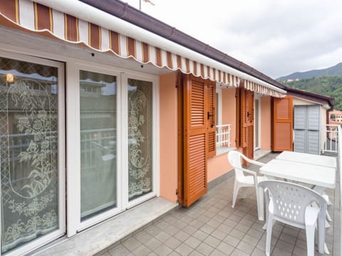 Ferienzimmer 'Mansarda Lina' mit Terrasse Vacation rental in Casarza Ligure