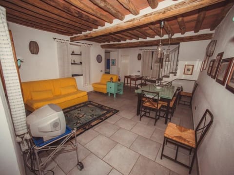 Wohnung 'Seventh Heaven' mit Gemeinschaftspool Apartment in Province of Massa and Carrara