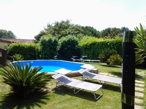 Villa 'Villa Piero' mit eigenem Pool Vacation rental in Province of Massa and Carrara