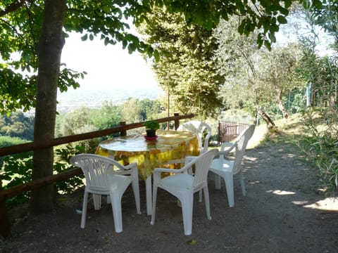 'Graceland' mit Garten und Terrasse Vacation rental in Pietrasanta