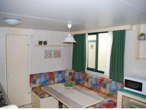 Mobilheim "Toscane1" mit Pool Apartment in Viareggio