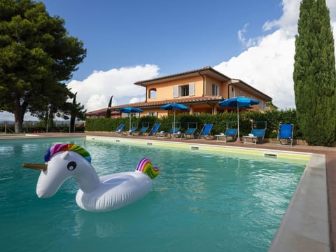 Unterkunft für 7 Personen mit AC, Schwimmbad, in der Nähe des Meeres Apartment in Tuscany