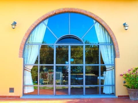 Wohnung in Cascina mit Privatparkplatz Vacation rental in Tuscany