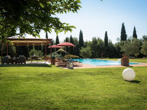 Villa mit privatem Pool zwischen Pisa und Volterra Vacation rental in Tuscany