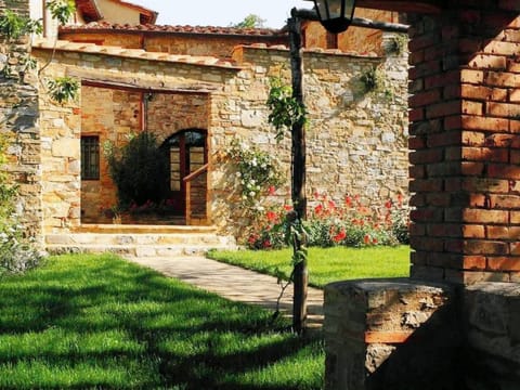 Landgut "Biancospino" mit Gemeinschaftspool Apartment in Castellina in Chianti