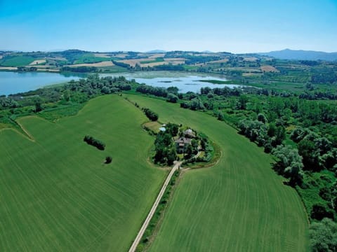 Villa mit privatem Pool in der Nähe von Chiusi Vacation rental in Umbria