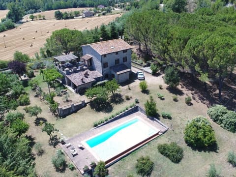 Altes Haus in Rotecastello mit großem Pool Vacation rental in Umbria