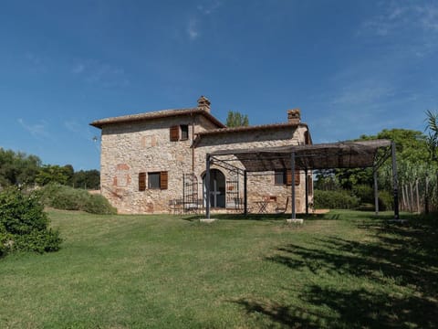 Villa mit privatem Pool zwischen Umbrien und Latium Vacation rental in Umbria