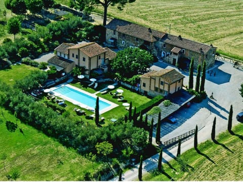 Wohnung in Castiglione Del Lago mit Garten, gemeinsamem Pool und Grill Apartment in Umbria