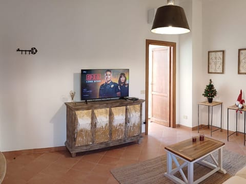 'KiKi House Bracciano' Apartment in Bracciano