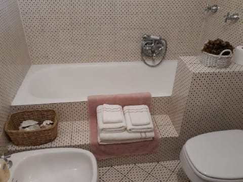 Villa le Olivine Less then 5 min to Sorrento Apartment in Sorrento