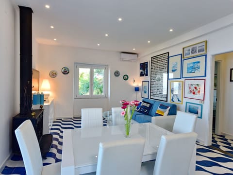 mit Meerblick und großer Terrasse Apartment in Castellabate