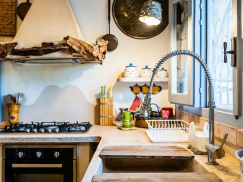 Schönes Steinhaus mit Pool und Panoramablick Vacation rental in Province of Taranto