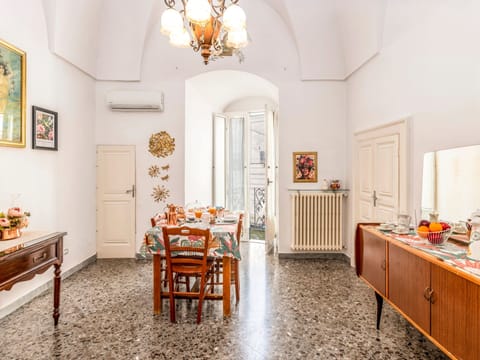 Oma Im Haus in der Mitte Apartment in Ostuni